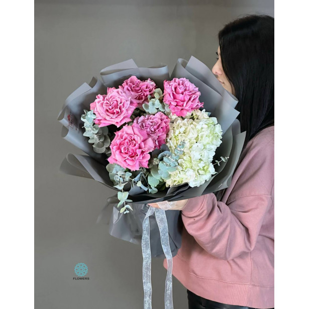 White Hydrangeas and Spray Roses