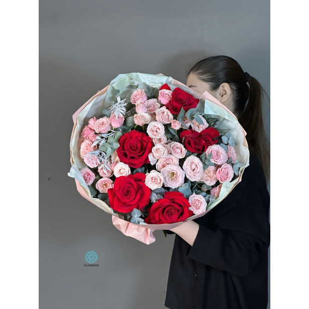 Large Mixed Bouquet with Red Roses