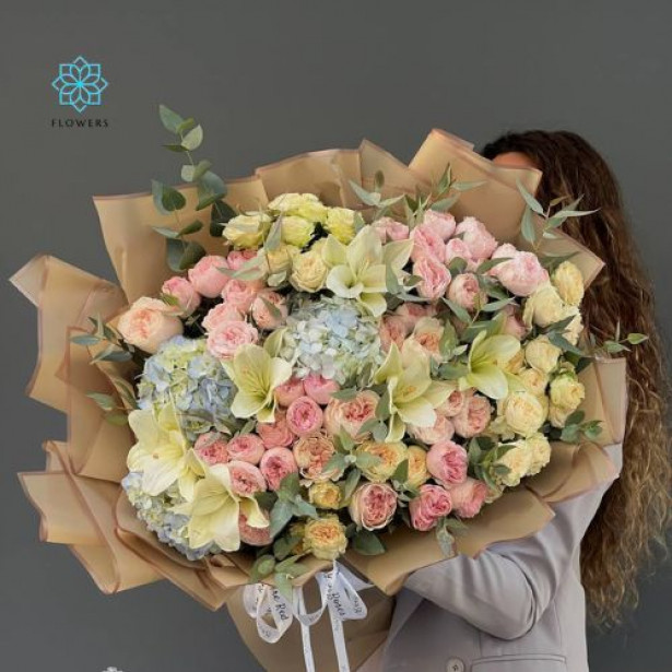 Big bouquet for big love